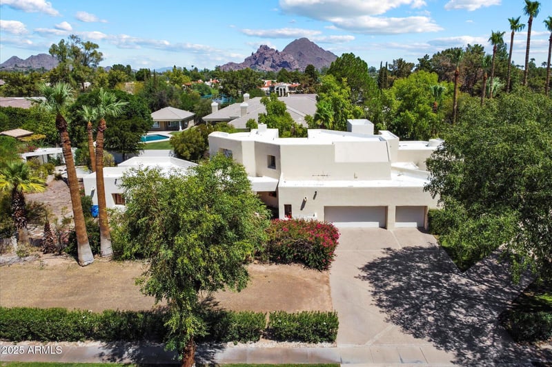 89 Biltmore Estate, Phoenix, AZ 85016