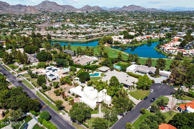 89 Biltmore Estate, Phoenix, AZ 85016