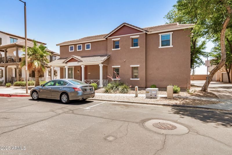 89 E Palomino Dr, Gilbert, AZ 85296