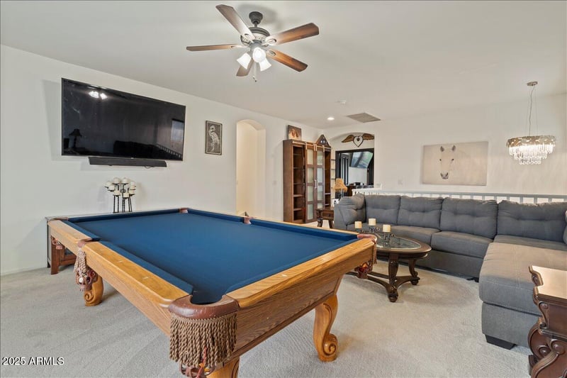 890 Heather Dr, San Tan Valley, AZ 85140