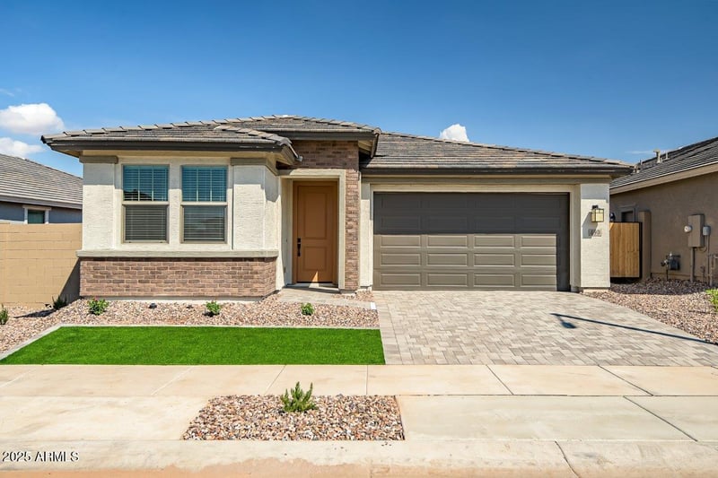 890 Macaw Dr, Queen Creek, AZ 85140