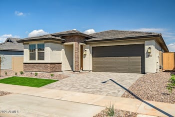 890 Macaw Dr, Queen Creek, AZ 85140