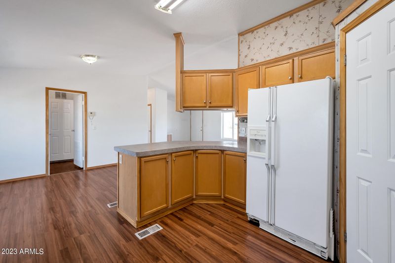 890 W Frontier St, Apache Junction, AZ 85120