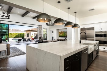 8900 Sands Dr, Scottsdale, AZ 85255