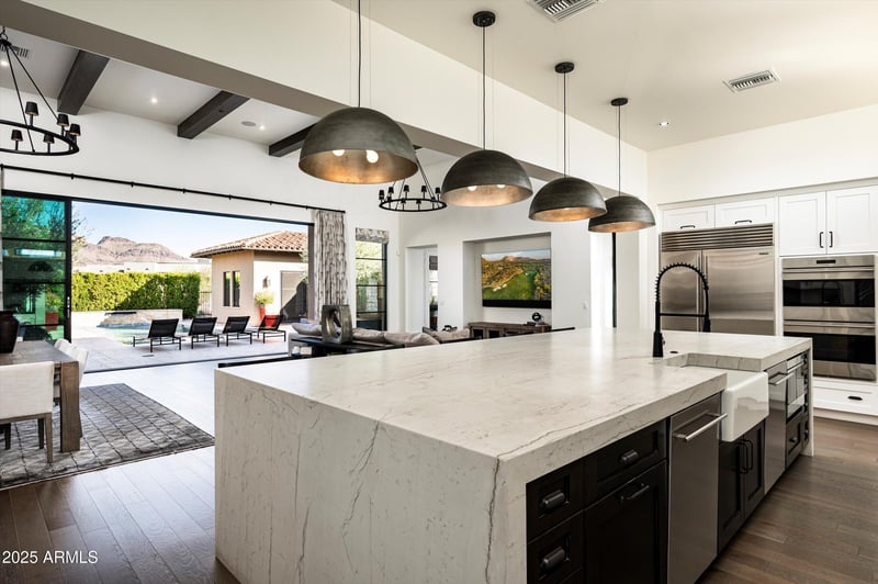 8900 Sands Dr, Scottsdale, AZ 85255
