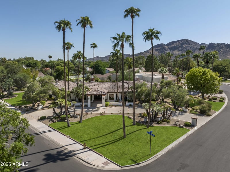 8901 N 58th Pl, Paradise Valley, AZ 85253