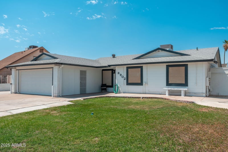 8902 Columbus Ave, Phoenix, AZ 85037