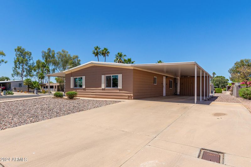 8902 E Olive Ln N, Sun Lakes, AZ 85248