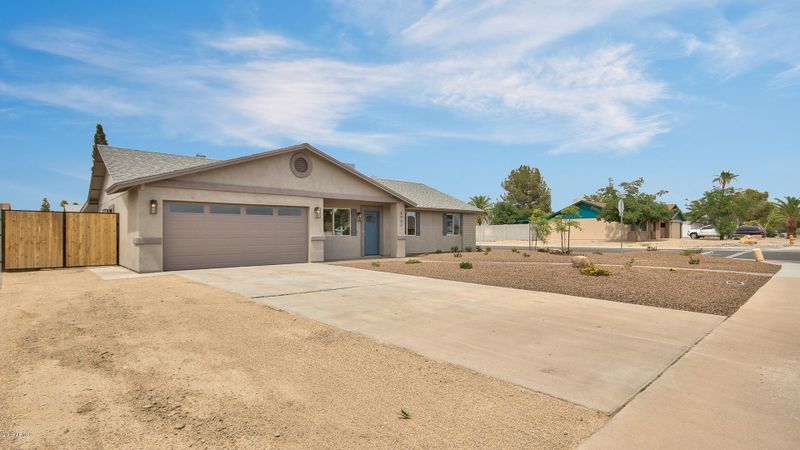 8902 W Mountain View Rd, Peoria, AZ 85345