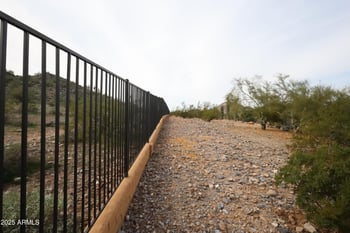 8903 Arroya Grande Dr, Phoenix, AZ 85028