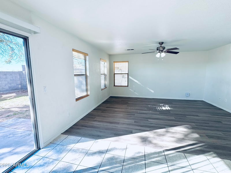 8903 Plana Ave, Mesa, AZ 85212