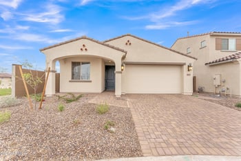 8905 Orange Dr, Glendale, AZ 85305