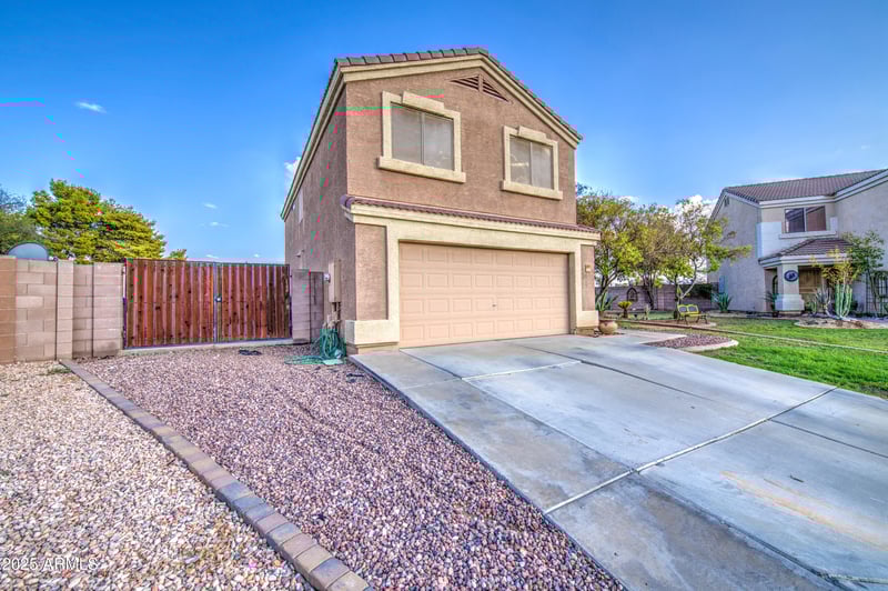 8905 Verde Ln, Phoenix, AZ 85037
