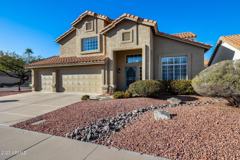 8906 E Floriade Dr, Scottsdale, AZ 85260
