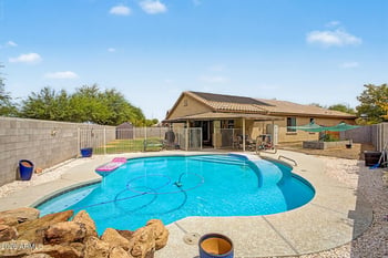 8906 N 102nd Ln, Peoria, AZ 85345