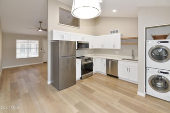8907 Manzanita Dr, Peoria, AZ 85345