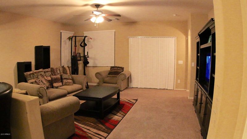 8908 W Crown King Rd, Tolleson, AZ 85353