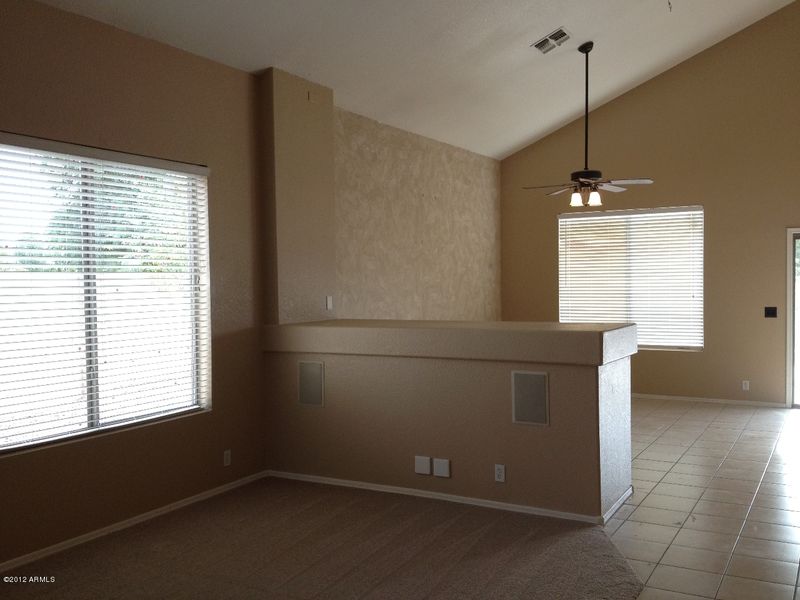8911 W Harmony Ln, Peoria, AZ 85382