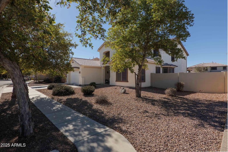 8912 40th Dr, Laveen, AZ 85339