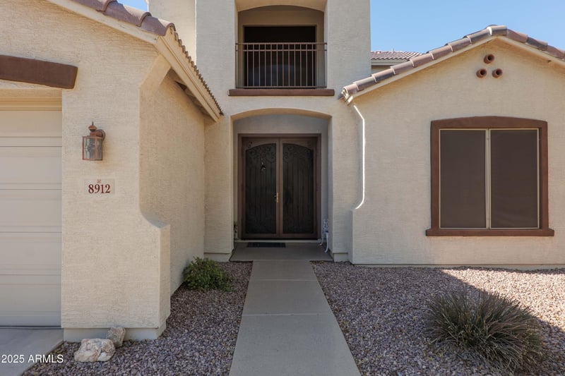 8912 40th Dr, Laveen, AZ 85339