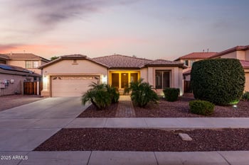 8913 41st Glen, Laveen, AZ 85339