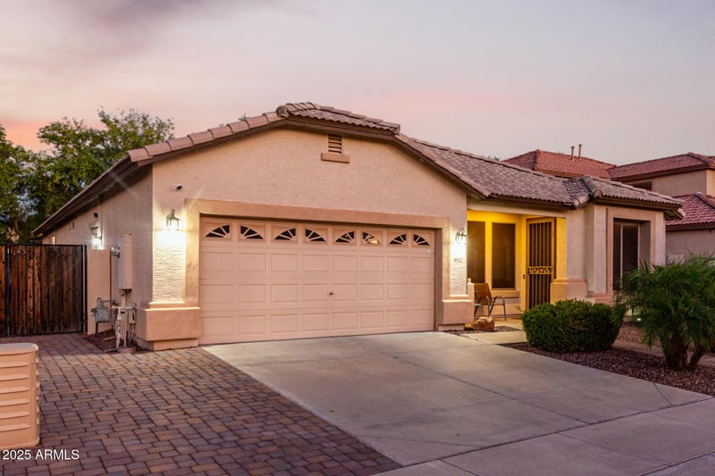 8913 41st Glen, Laveen, AZ 85339