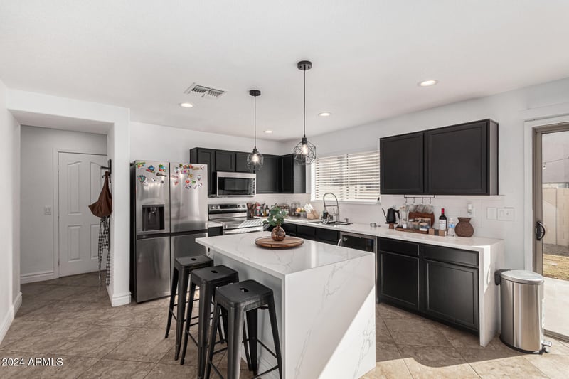8913 Oro Cir, Mesa, AZ 85212