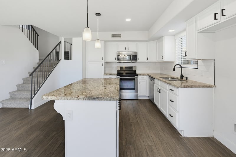 8913 Marconi Ave, Peoria, AZ 85382
