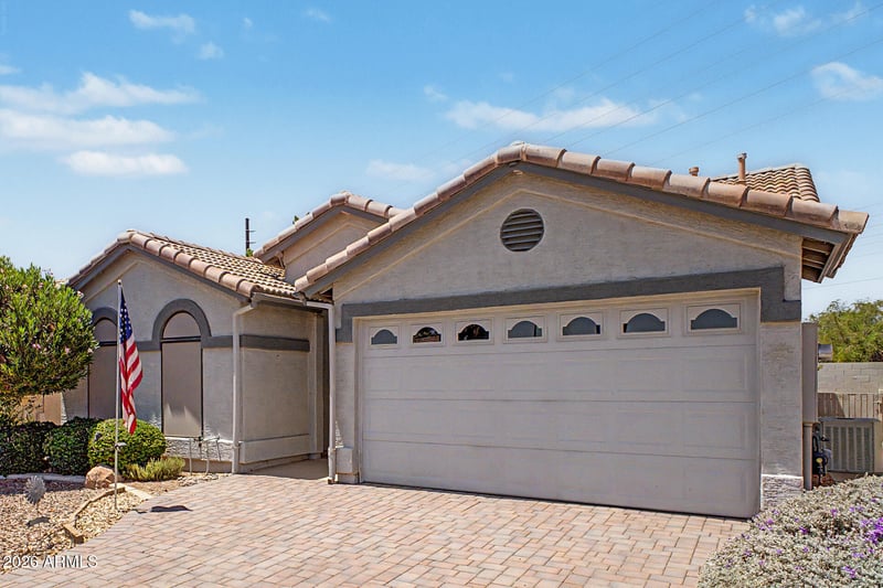 8914 E Copper Valley Ln, Sun Lakes, AZ 85248