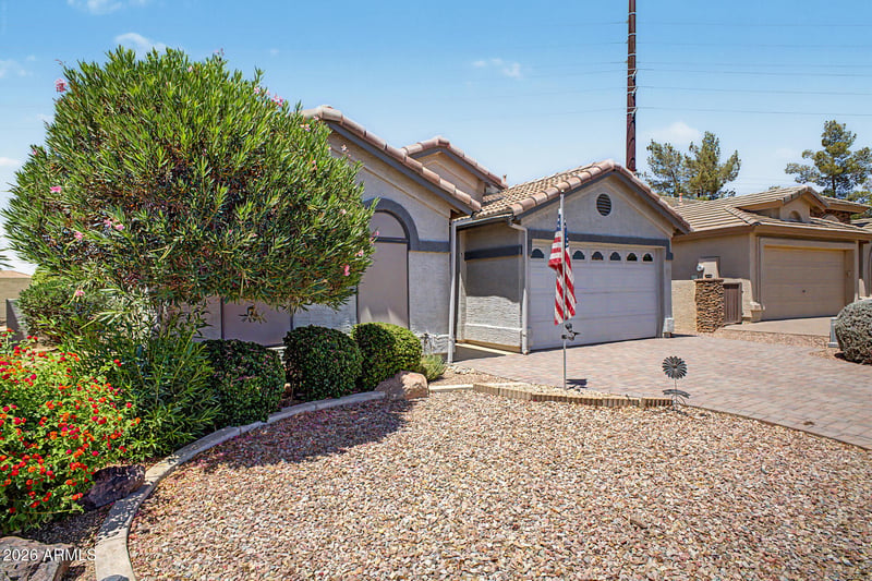 8914 E Copper Valley Ln, Sun Lakes, AZ 85248