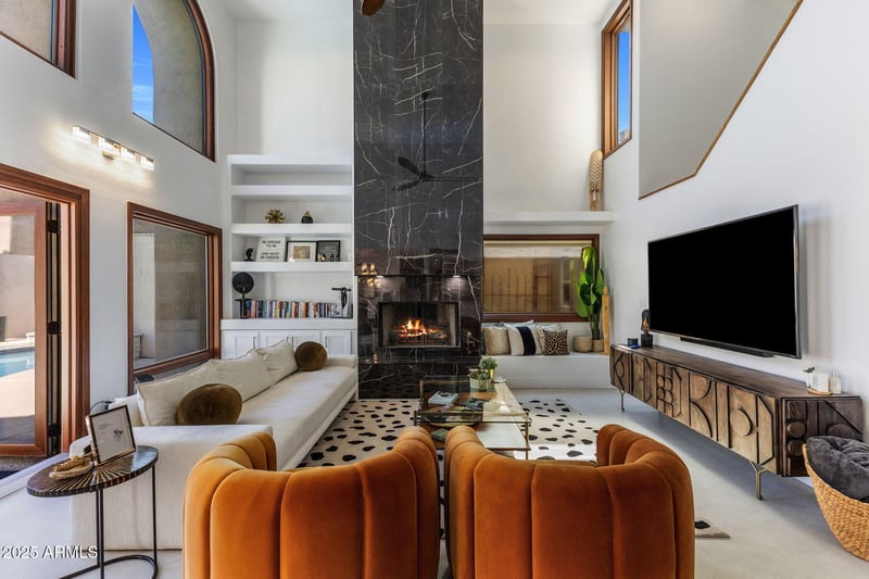 8915 Drey Ln, Phoenix, AZ 85021