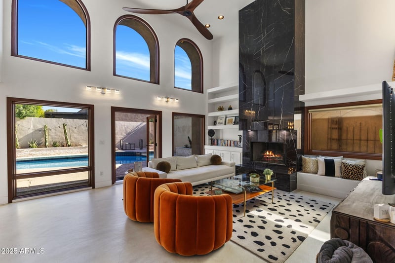 8915 Drey Ln, Phoenix, AZ 85021