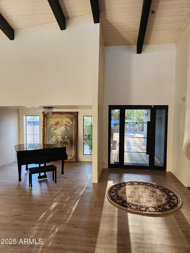 8915 Invergordon Rd, Paradise Valley, AZ 85253