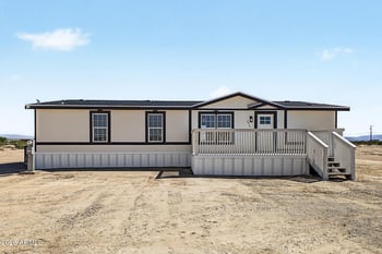 8915 S 355th Ave, Tonopah, AZ 85354