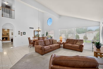 8915 Ash Ave, Tempe, AZ 85284