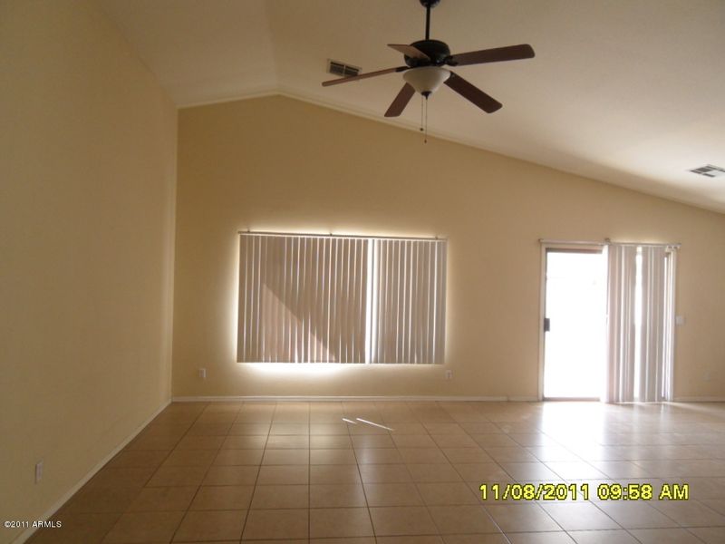 8915 W Edgemont Ave, Phoenix, AZ 85037