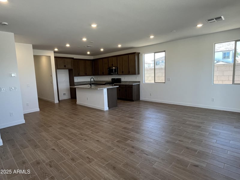 8916 Covina St, Mesa, AZ 85207