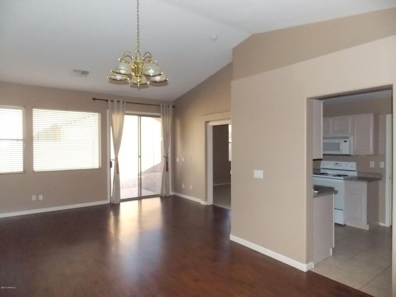 8916 E Crescent Ave, Mesa, AZ 85208