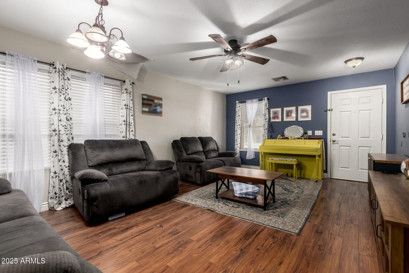 8917 Posada Ave, Mesa, AZ 85212
