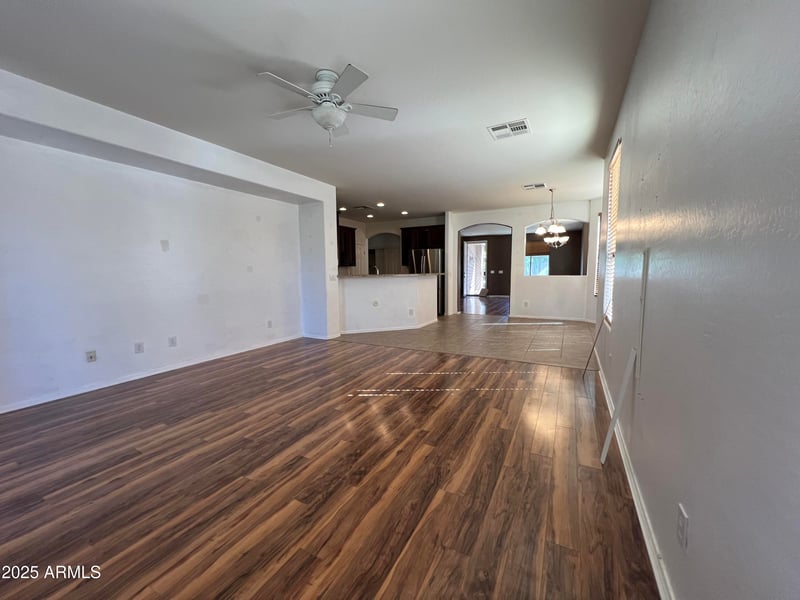 8918 40th Dr, Laveen, AZ 85339