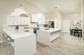 8918 Maple Dr, Scottsdale, AZ 85255