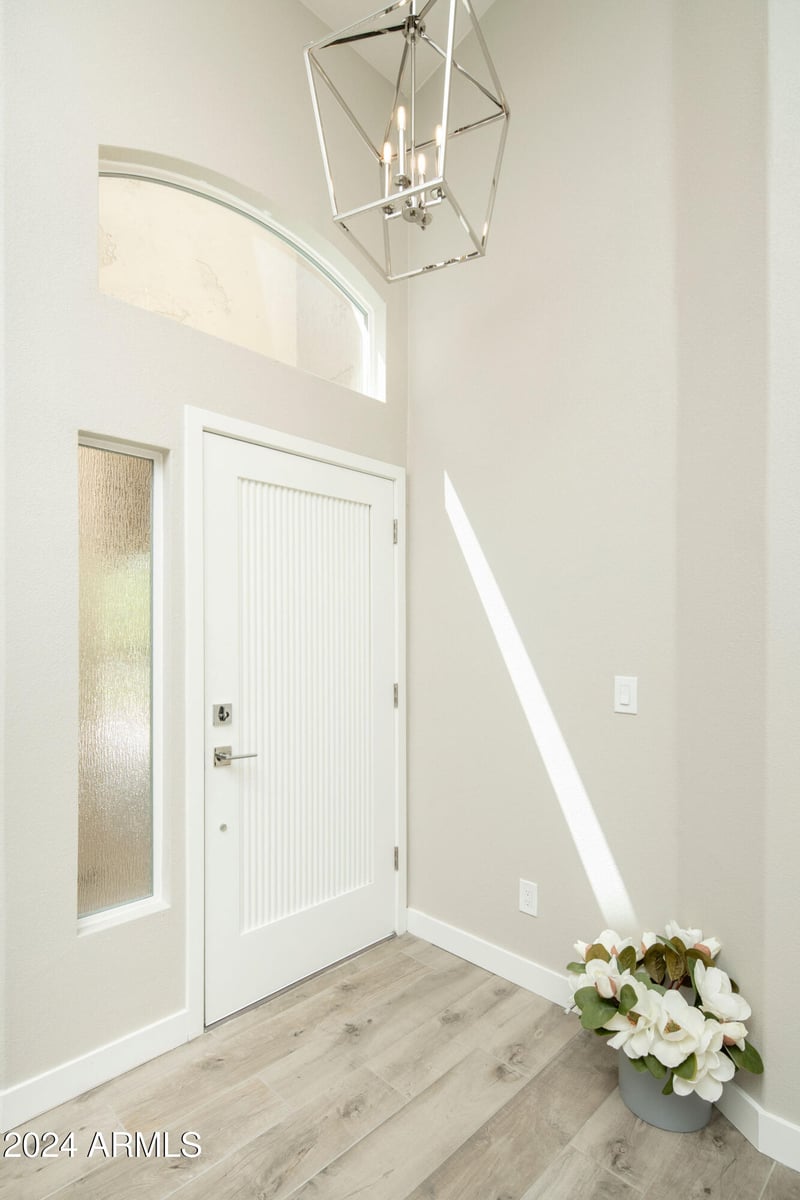 8918 Maple Dr, Scottsdale, AZ 85255