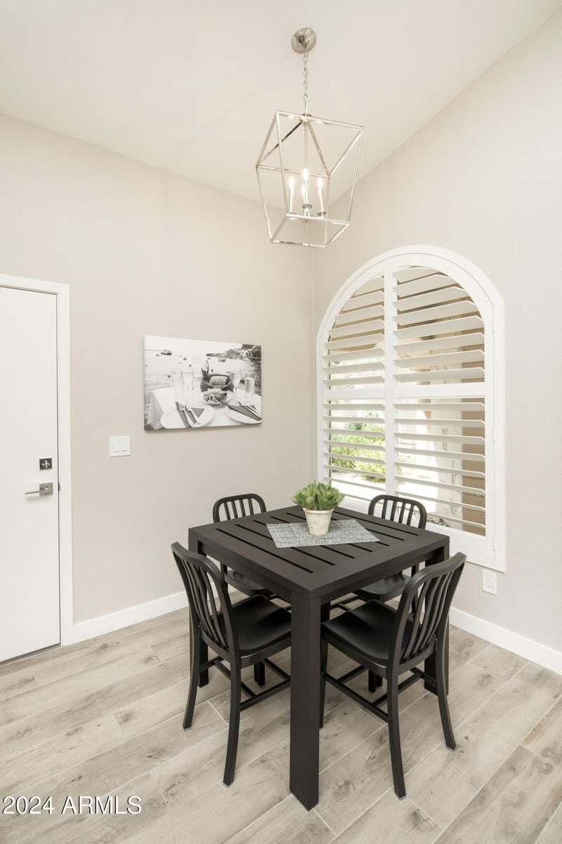 8918 Maple Dr, Scottsdale, AZ 85255