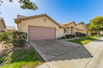 8919 Acapulco Ln, Peoria, AZ 85381