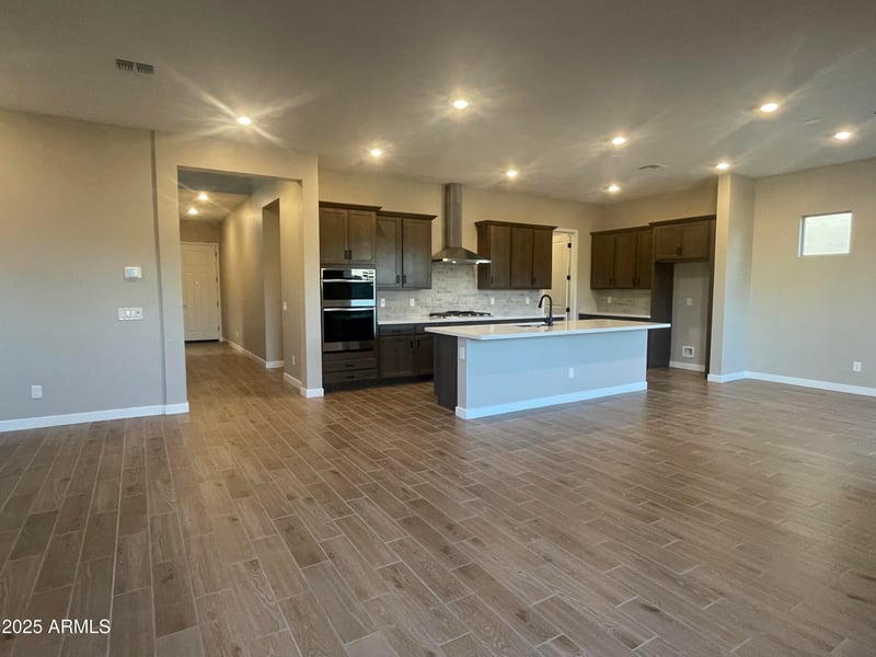 8920 Covina St, Mesa, AZ 85207