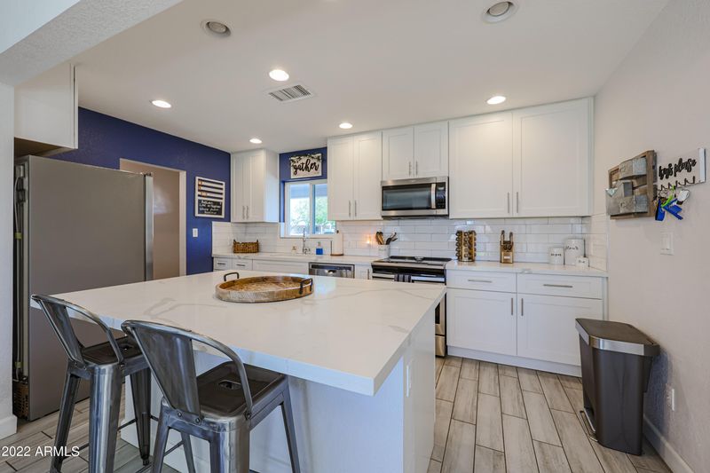 8920 N 17th Ave, Phoenix, AZ 85021