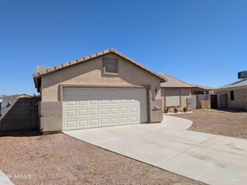 8920 Rafael Dr, Arizona City, AZ 85123