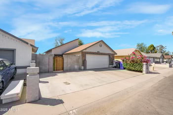 8921 Fairmount Ave, Phoenix, AZ 85037