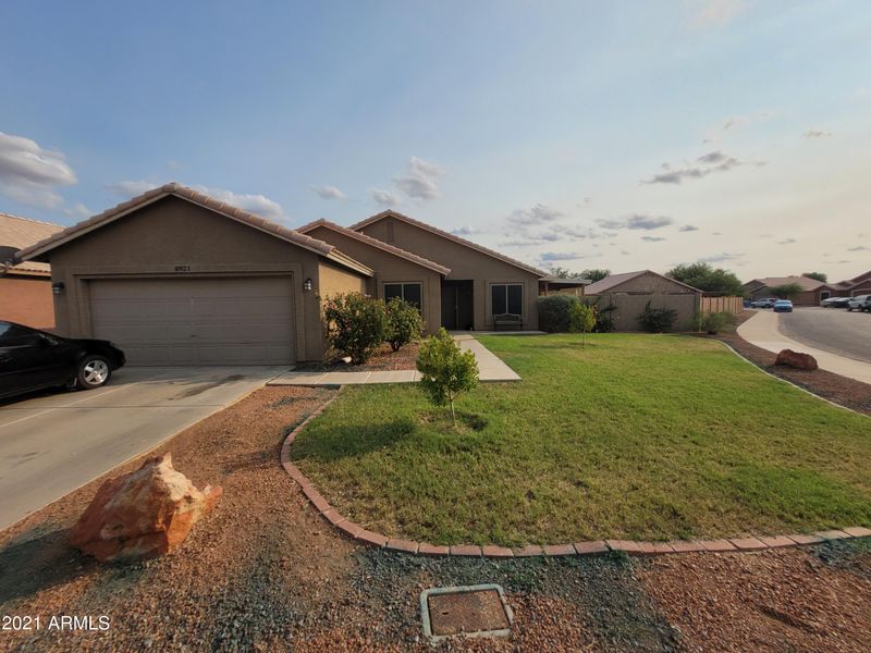 8921 W Edgemont Ave, Phoenix, AZ 85037