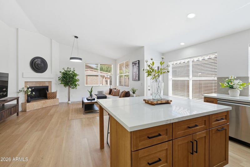 8922 W Lockland Ct, Peoria, AZ 85382